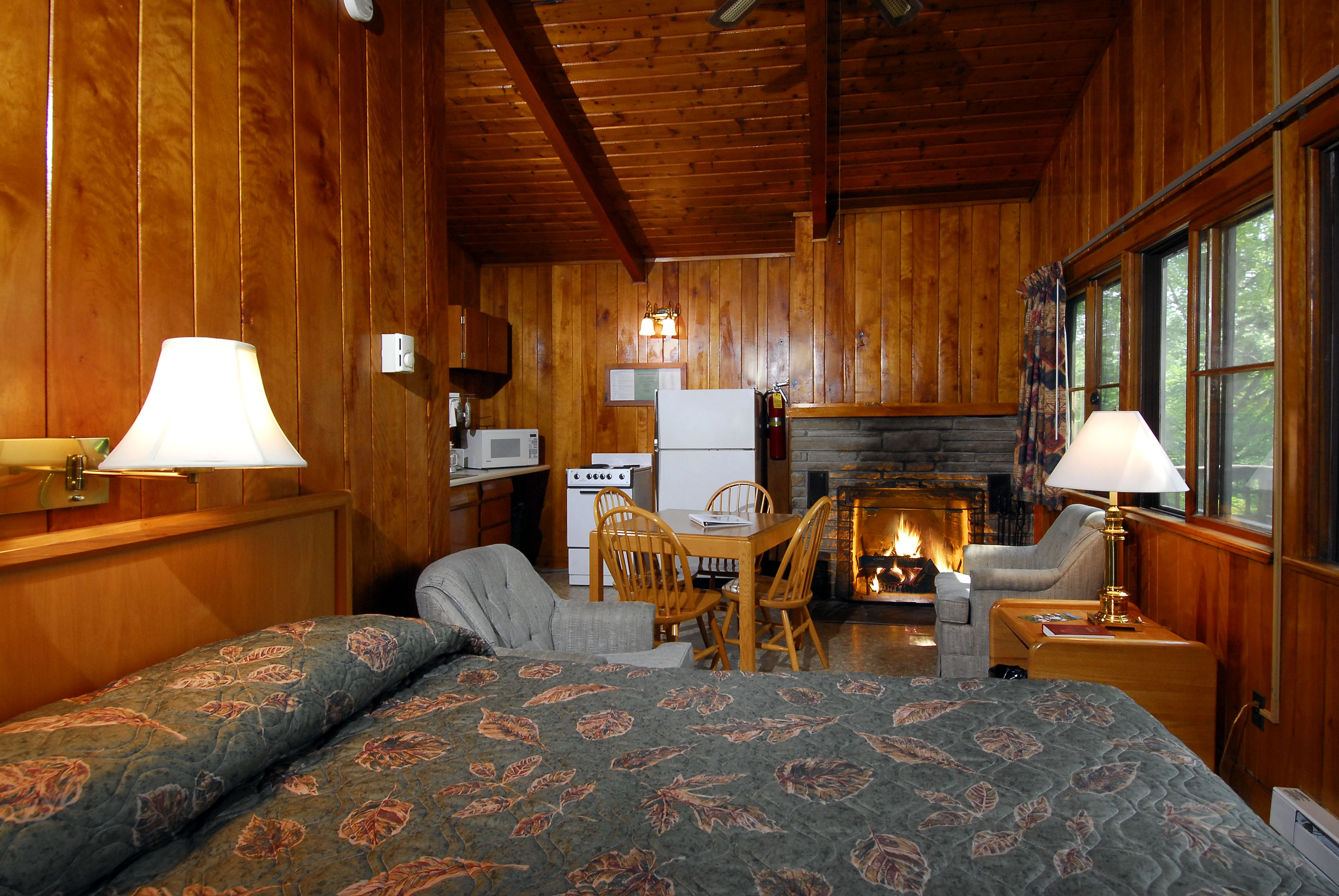 November Starts the Holiday Spirit at West Virginia’s State Parks